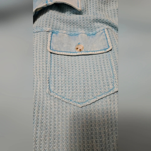 ILLA ILLA soft waffleknit mineral washed button up short sleeve top. Aqua. Small - Picture 8 of 10